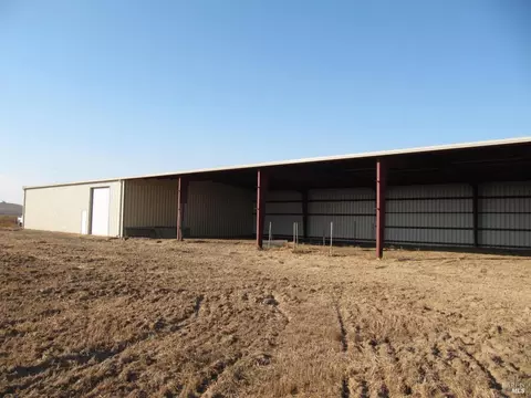 6625 Main Prairie Rd, Dixon, CA 95620 photo 3