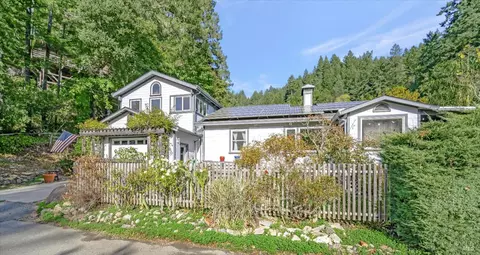 20101 Beech Ave, Monte Rio, CA 95462