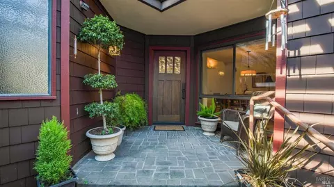 1320 North St, Santa Rosa, CA 95404