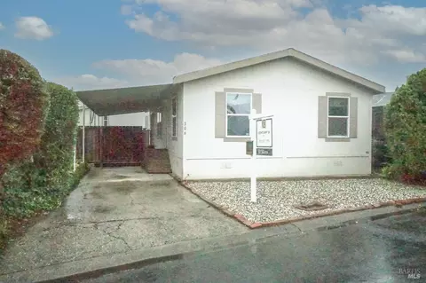 306 Toyon Way, Santa Rosa, CA 95403