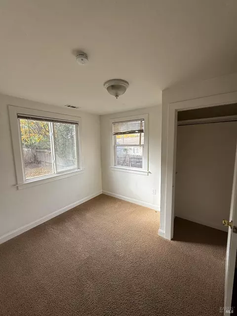 415 Hampshire St, Vallejo, CA 94590 photo 9