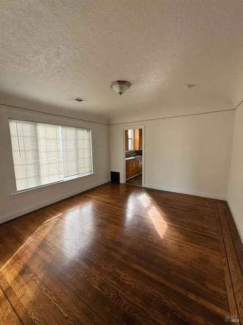 415 Hampshire St, Vallejo, CA 94590 photo 19