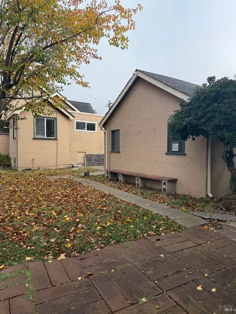 415 Hampshire St, Vallejo, CA 94590 photo 6