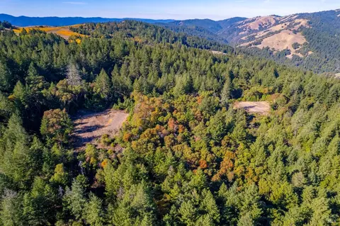 7501 Peachland Rd, Boonville, CA 95415