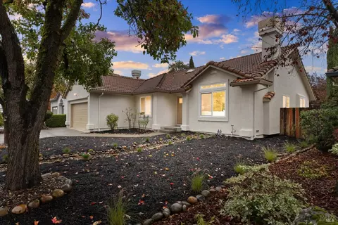 54 Brianne Cir, Windsor, CA 95492 photo 2