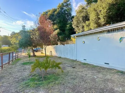 1000 Davis Dr, Ukiah, CA 95482 photo 17