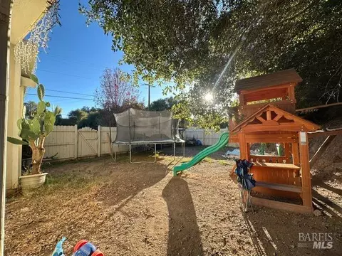 1000 Davis Dr, Ukiah, CA 95482 photo 14