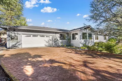 5212 Blank Rd, Sebastopol, CA 95472
