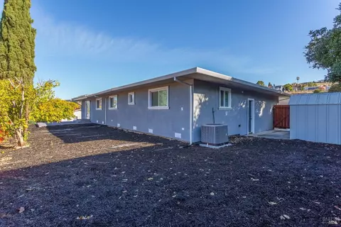 517 Rollingwood Dr, Vallejo, CA 94591 photo 32