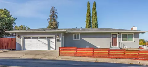517 Rollingwood Dr, Vallejo, CA 94591