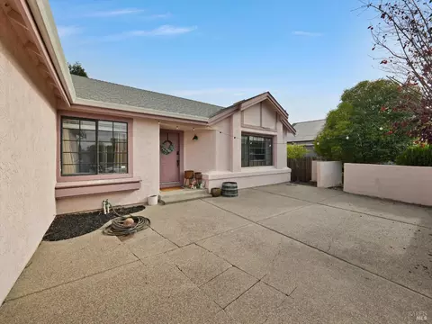3036 Evergreen Dr, Fairfield, CA 94533 photo 4