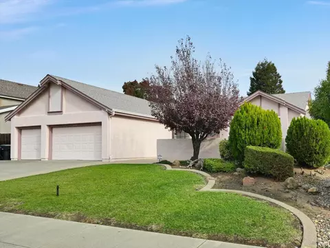 3036 Evergreen Dr, Fairfield, CA 94533 photo 3