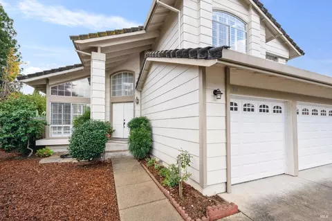 918 Buckingham Dr, Windsor, CA 95492 photo 3