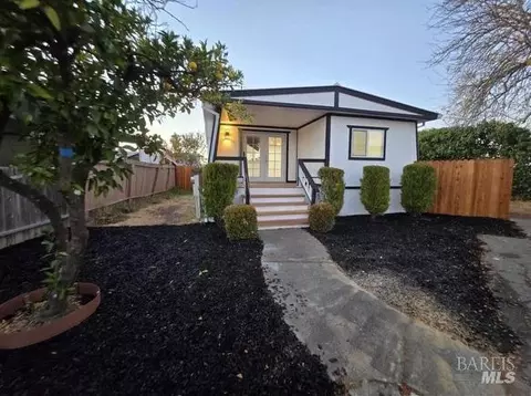 45 Del Paso Ct, Vacaville, CA 95687
