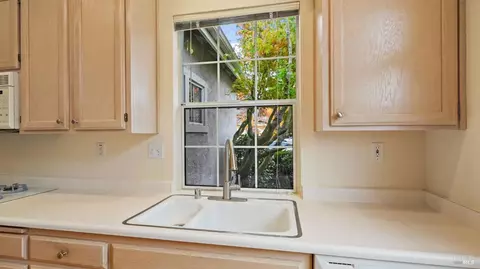 851 Glen Miller Dr, Windsor, CA 95492 photo 6