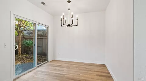 736 Glen Miller Dr, Windsor, CA 95492 photo 8