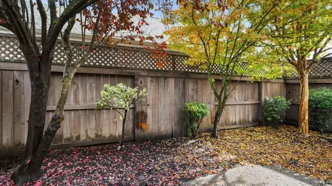 736 Glen Miller Dr, Windsor, CA 95492 photo 22