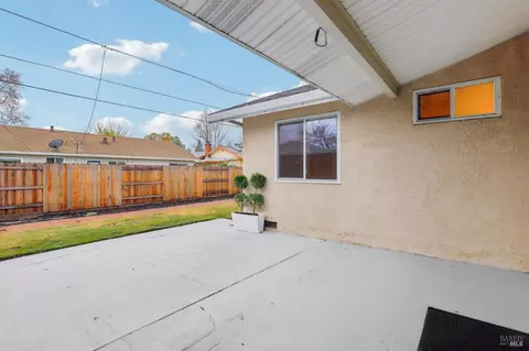 457 Elder St, Vacaville, CA 95688 photo 9