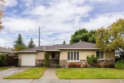 2931 Midway Dr, Santa Rosa, CA 95405