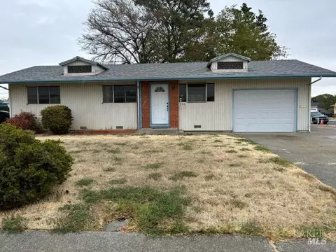 206 Stephen St, Fairfield, CA 94533