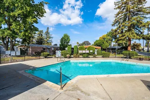 2331 Dalis Dr, Concord, CA 94520 photo 65