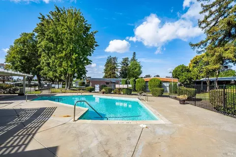 2331 Dalis Dr, Concord, CA 94520 photo 66