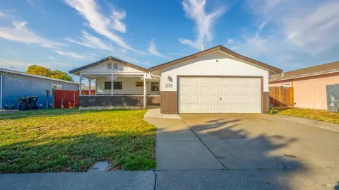 1649 Flamingo Dr, Fairfield, CA 94533