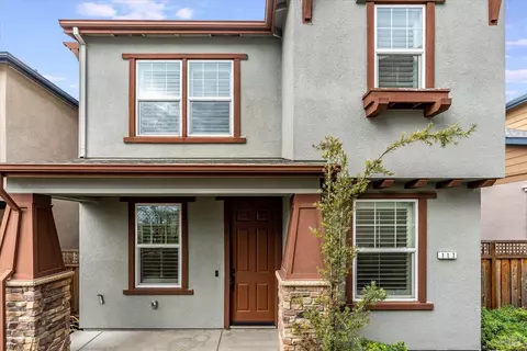 117 Lavender Cir, Healdsburg, CA 95448