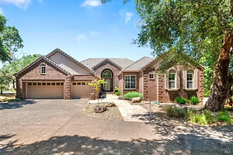 1120 Castle Oaks Dr, Napa, CA 94558