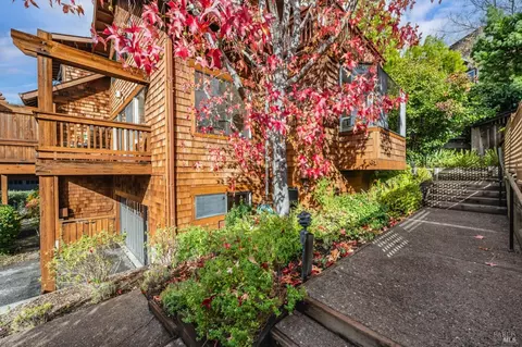 61 Bayview Rd, Kentfield, CA 94904 photo 2