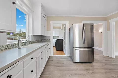 300 Laurel St, Vallejo, CA 94591 photo 8