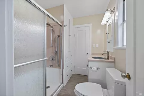 300 Laurel St, Vallejo, CA 94591 photo 12