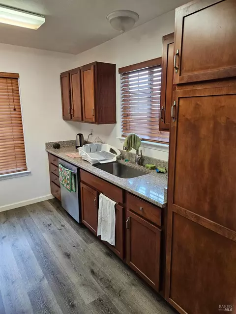 2133 Blossom Ave, Corning, CA 96021 photo 2