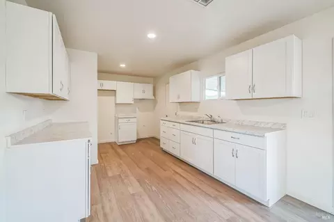 129 Mcgrue Ave, Vallejo, CA 94589 photo 6