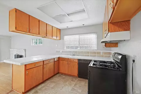 438 Chelan Dr, Vacaville, CA 95687 photo 15