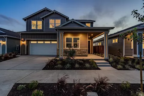 225 Spanish Oak Dr, Windsor, CA 95492