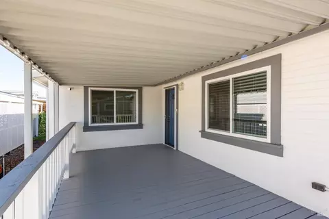222 Daisy Dr, Napa, CA 94558 photo 4