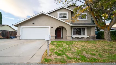 622 Marshall Rd, Vacaville, CA 95687