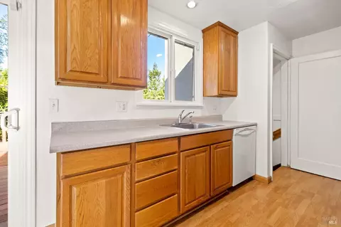 145 Hermosa Ave, Vallejo, CA 94589 photo 10