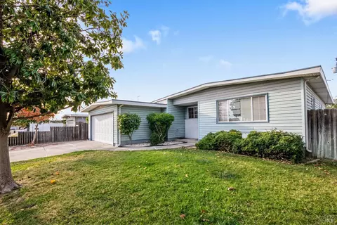 2087 San Gabriel St, Fairfield, CA 94533