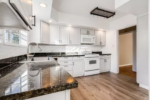 1329 Nebraska St, Vallejo, CA 94590 photo 9