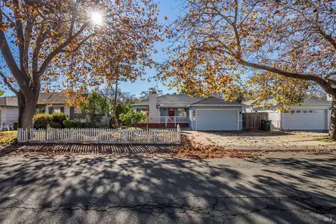 1329 Nebraska St, Vallejo, CA 94590 photo 3