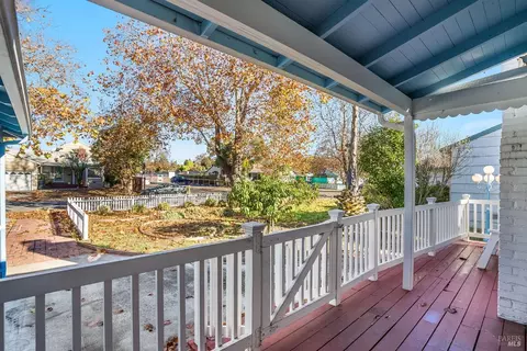 1329 Nebraska St, Vallejo, CA 94590 photo 4