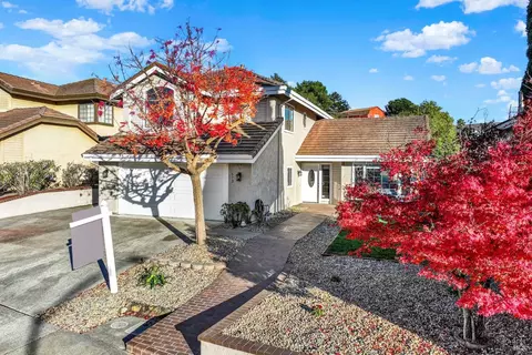 573 Britannia Dr, Vallejo, CA 94591