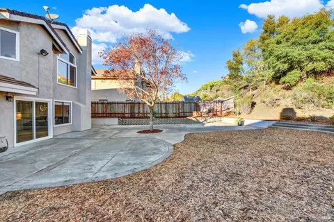 Exterior - 573 Britannia Dr, Vallejo, CA 94591 photo 23 of 25