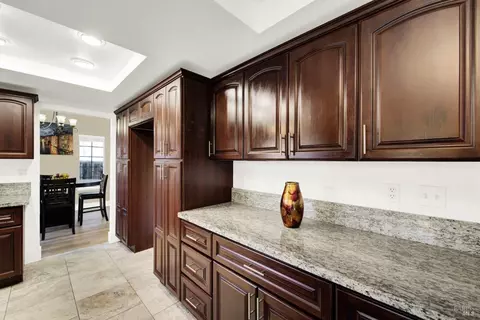 Kitchen - 573 Britannia Dr, Vallejo, CA 94591 photo 6 of 12