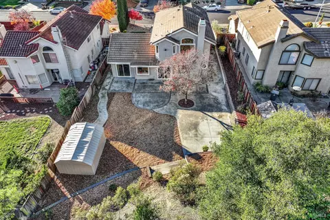 View/Area - 573 Britannia Dr, Vallejo, CA 94591 photo 2 of 11