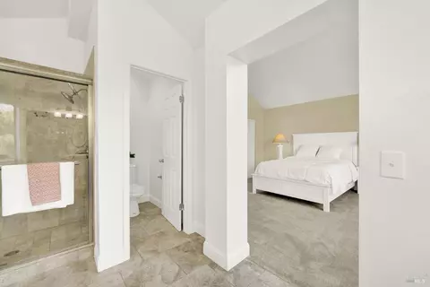 Entry Way - 573 Britannia Dr, Vallejo, CA 94591 photo 5 of 7