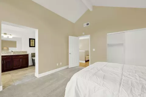 Bedroom - 573 Britannia Dr, Vallejo, CA 94591 photo 4 of 8