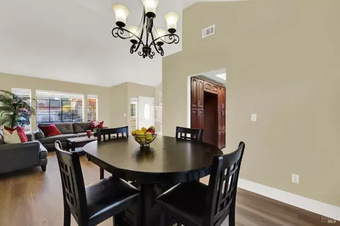 Dining - 573 Britannia Dr, Vallejo, CA 94591 photo 1 of 3